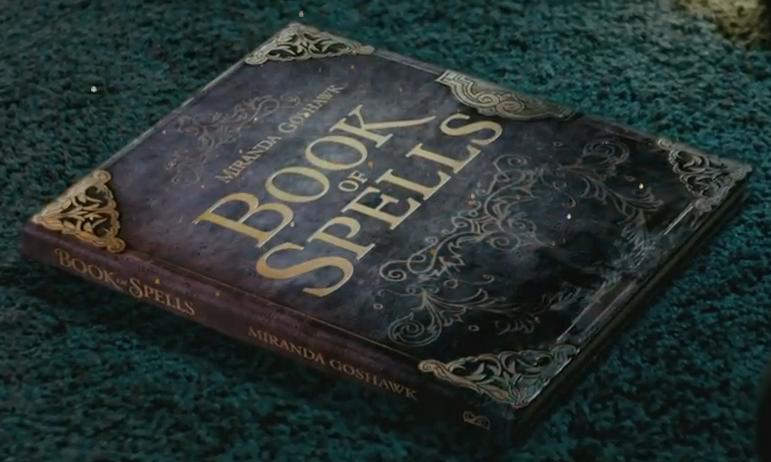 Troféjakten - Wonderbook: Book of Spells