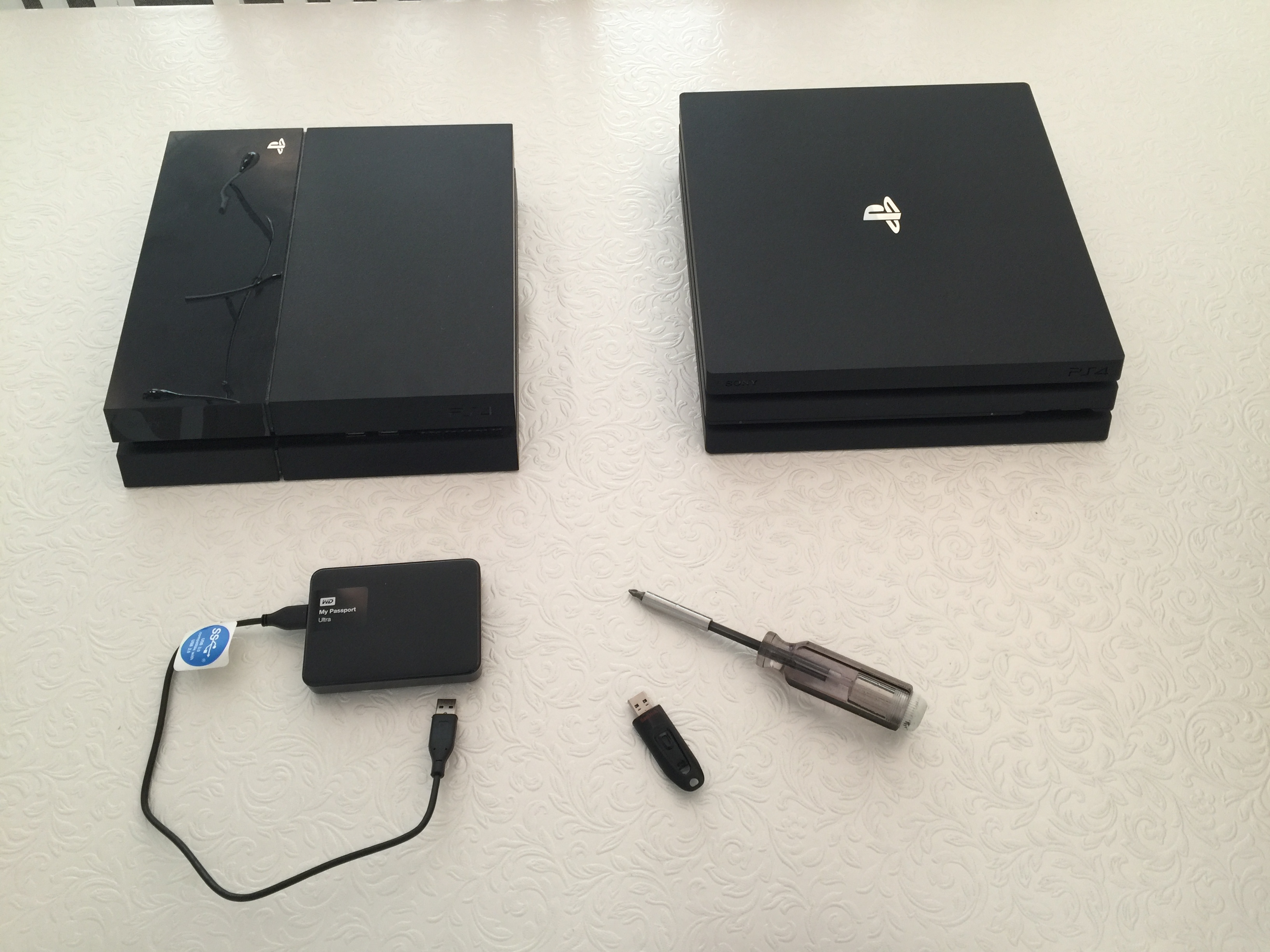 Guide: Hur du flyttar med hårddisken från PS4 till PS4 Pro